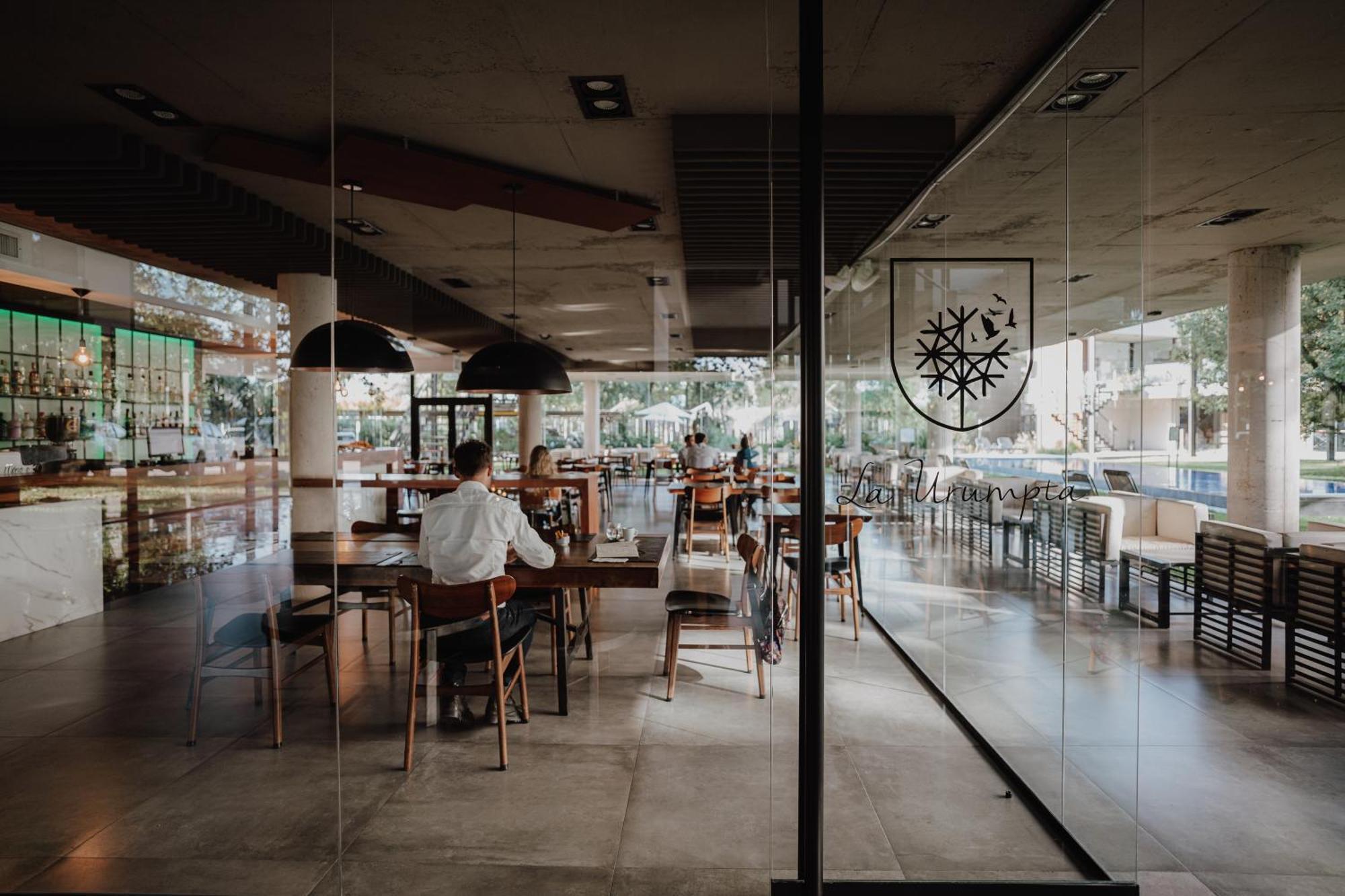 La Urumpta Hotel By Aken Mind Río Cuarto エクステリア 写真